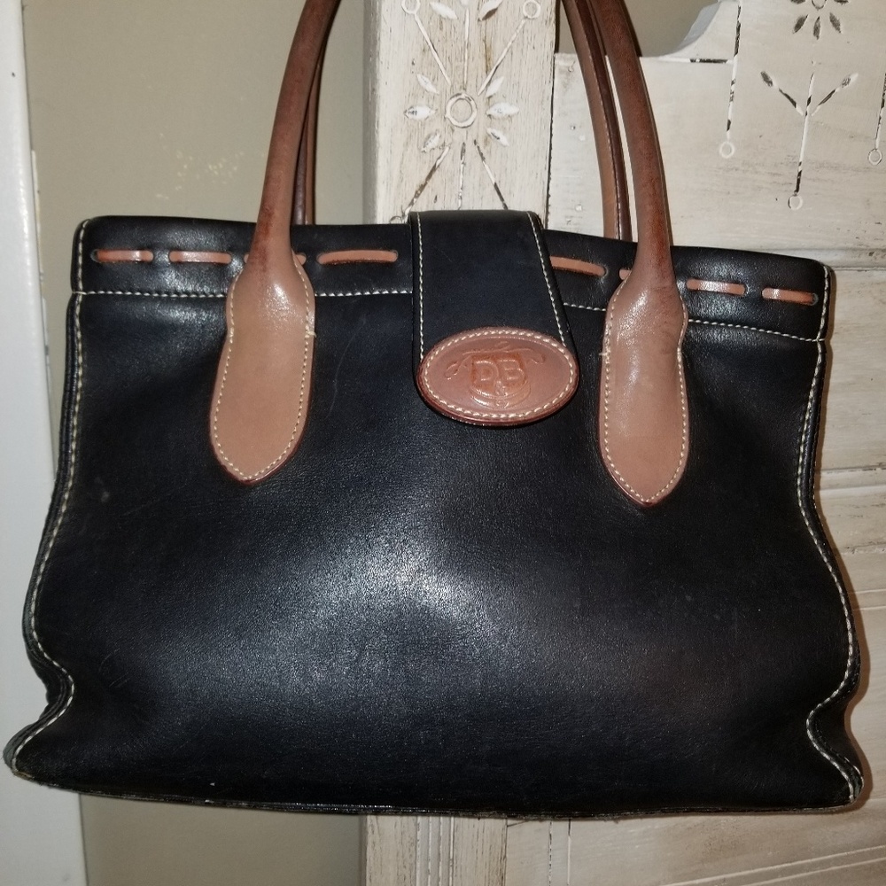 Vintage Dooney And Bourke Black Leather Handbag